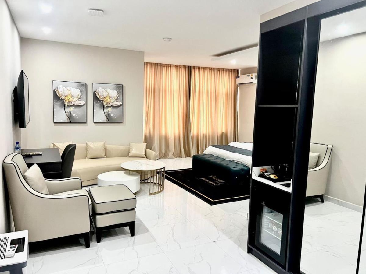 Lifestyle Luxury Hotel And Residence Elwa Екстериор снимка